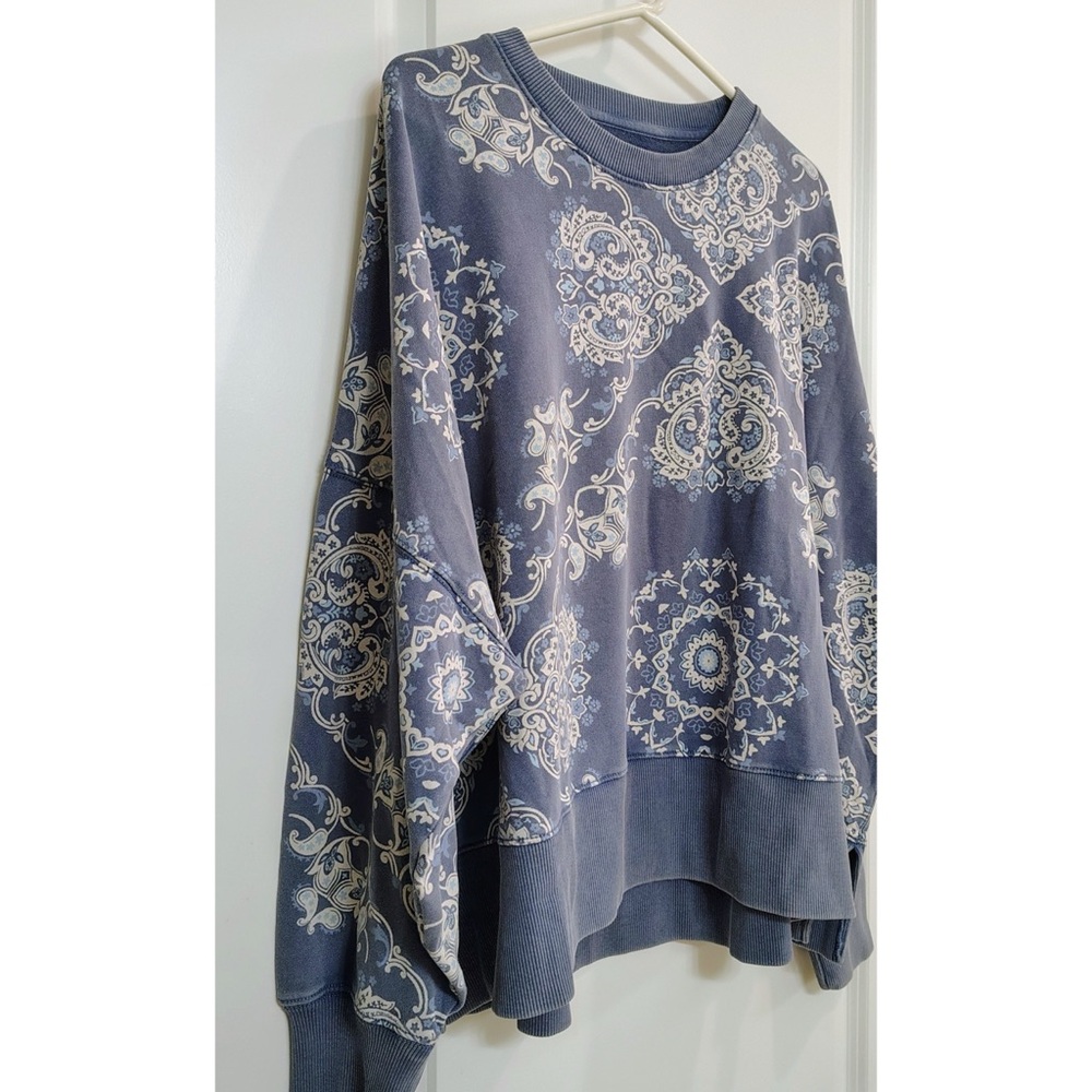 American Eagle Outfitters Blue Big Hug Crew Neck Sweatshirt NWT - Picture 6 of 9